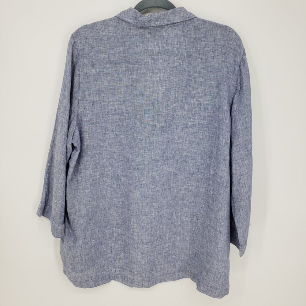 Tahari Light Blue Linen Blend V-Neck Blouse - Picture 3 of 8